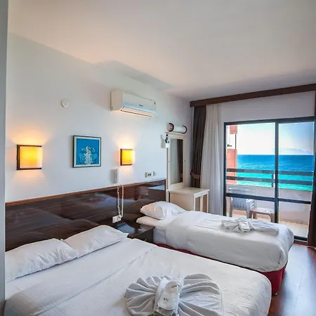 Sunday Otel Kuşadası