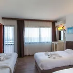 Sunday Hotel 3*