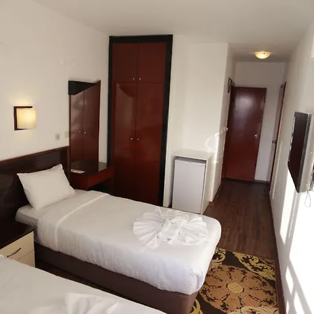 Hotel Sunday