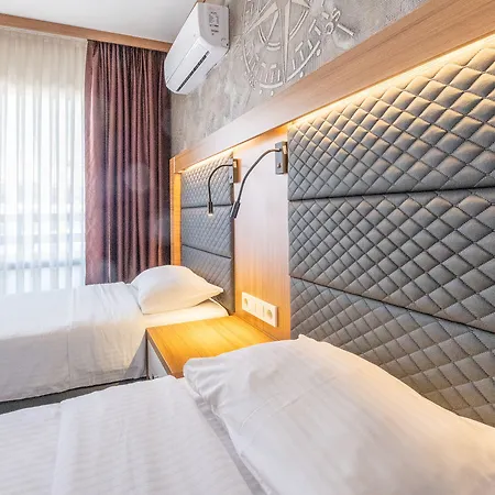 Hotel Sunday 3*